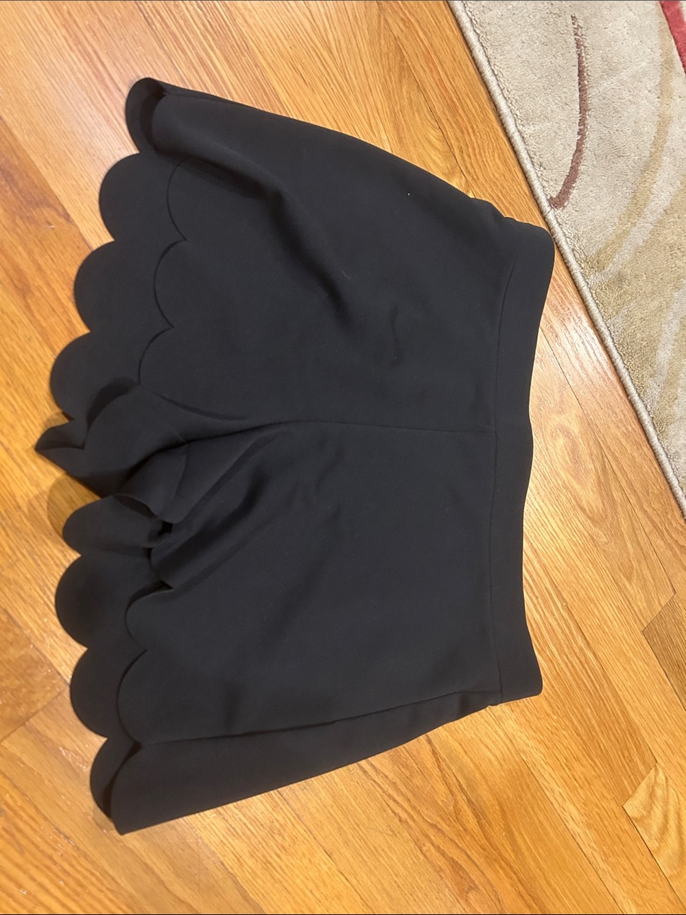 Express Black High-Waist Skirt with Scalloped Hem